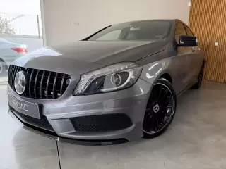 Mercedes-Benz A 180 d AMG Line — fotografia 1