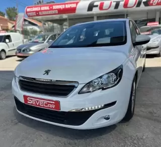 Peugeot 308 1.6 — fotografia 1