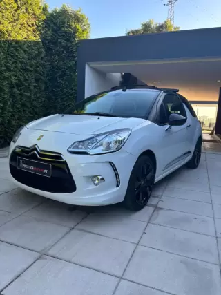 Citroën DS3 Cabrio 1.2 VTi Chic — fotografia 1
