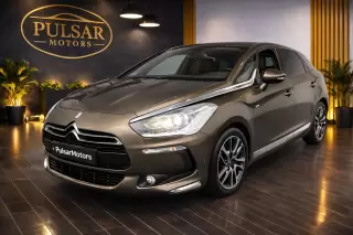 Citroën DS5 2.0 HDi Hybrid4 So Chic CMP6 — fotografia 1