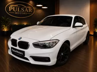 BMW 114 d Pack M — fotografia 1