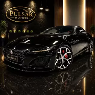 Jaguar F-Type 2.0 i4 R-Dynamic Black — fotografia 1