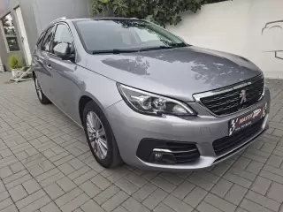 Peugeot 308 SW 1.2 PureTech Allure Pack — fotografia 1