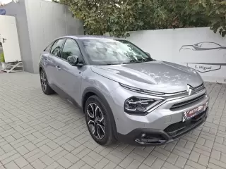 Citroën ë-C4 50 kWh Shine Pack — fotografia 1
