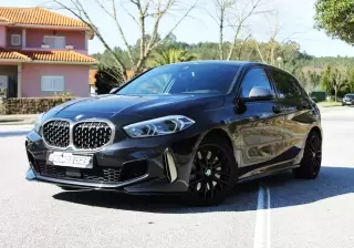 BMW 135 M135 i xDrive Pack 50 anos M — fotografia 1