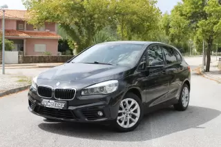 BMW 216 Active Tourer d Line Sport — fotografia 1
