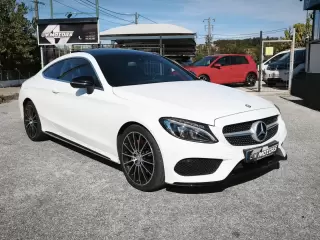 Mercedes-Benz C 220 d AMG Line — fotografia 1