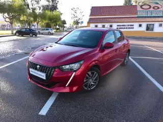 Peugeot 208 PureTech 100 Style — fotografia 1