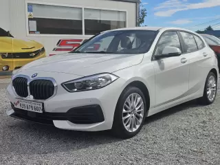 BMW 116 d Corporate Edition — fotografia 1