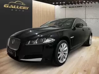 Jaguar XF 2.2 D Premium Luxury — fotografia 1