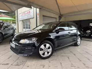 VW Golf 1.6 TDi Trendline — fotografia 1