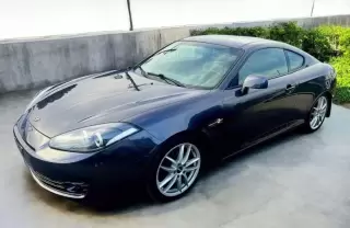 Hyundai S-Coupe Tiburon — fotografia 1