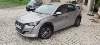 Peugeot e-208 Active Pack — fotografia 1