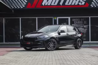 BMW 116 d Pack M Auto — fotografia 1