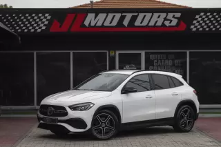 Mercedes-Benz GLA 180 d AMG Line — fotografia 1