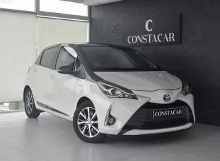Toyota Yaris 1.5 HSD 20 Anos — fotografia 1