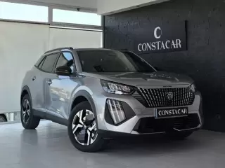 Peugeot e-2008 54 kWh Allure — fotografia 1