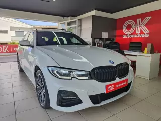 BMW 330e Pack M — fotografia 1