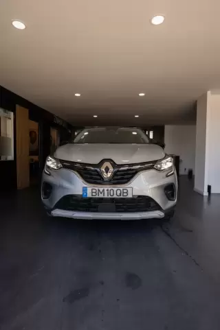 Renault Captur 1.0 TCe Techno — fotografia 1