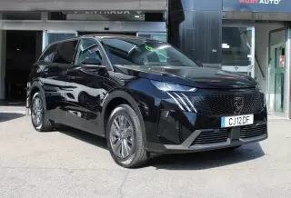 Peugeot 5008 1.2 Hybrid Allure e-DCS6 — fotografia 1