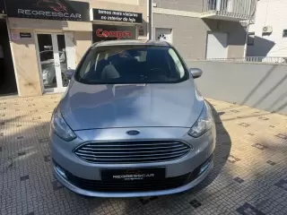 Ford C-Max 1.5 TDCi Titanium S/S — fotografia 1