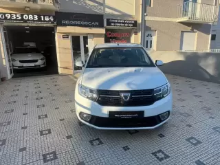 Dacia Logan MCV Sce 75 Comfort — fotografia 1