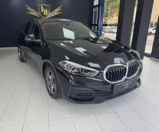 BMW 116 d Line Luxury — fotografia 1