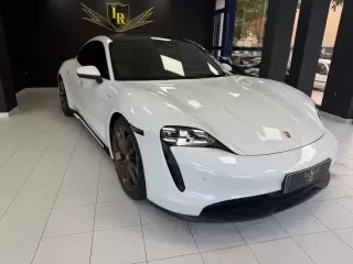 Porsche Taycan BATERIA PERFORMANCE PLUS — fotografia 1
