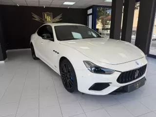 Maserati Ghibli GT Hybrid — fotografia 1
