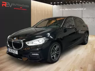 BMW 116 d Line Sport Auto — fotografia 1