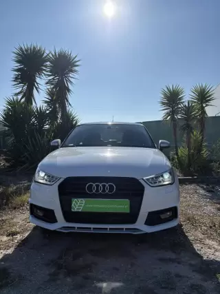 Audi A1 Sportback 1.0 TFSI ultra S Line — fotografia 1