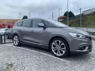 Renault Grand Scénic 1.5 dCi Dynamique S SS — fotografia 1
