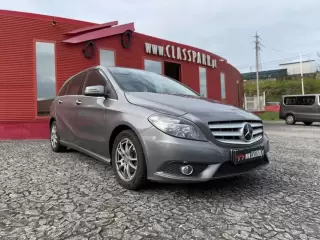 Mercedes-Benz B 180 CDI Style — fotografia 1