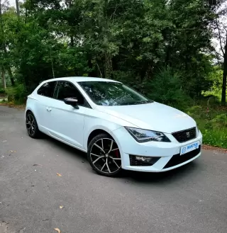 Seat Leon 2.0 TDI FR S/S — fotografia 1