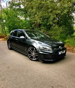 VW Golf 2.0 TDi GTD DSG — fotografia 1