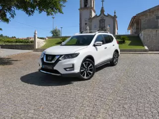 Nissan X-Trail 1.6 dCi Tekna Xtronic — fotografia 1