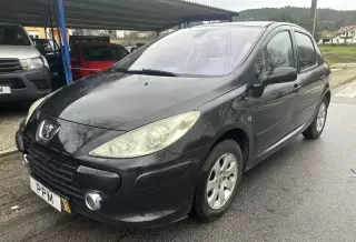Peugeot 307 1.4 16V Premium — fotografia 1