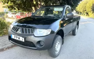 Mitsubishi L200 4x4 IVA dedutível — fotografia 1
