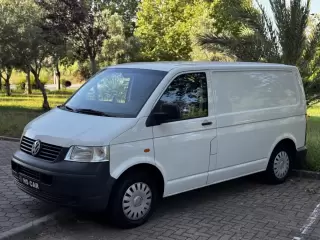 VW Transporter — fotografia 1