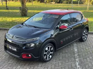 Citroën C3 1.2 PureTech Shine — fotografia 1