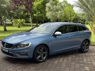 Volvo V60 2.4 D6 R-Design AWD Phev — fotografia 1