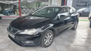 Seat Leon ST 1.6 TDI Style S/S — fotografia 1