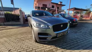 Jaguar F-Pace 3.0 V6 AWD -ELEGANCE — fotografia 1