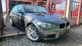 BMW 116 d Line Sport — fotografia 1
