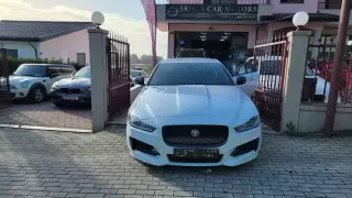 Jaguar XE 2.0 D Prestige Aut. — fotografia 1