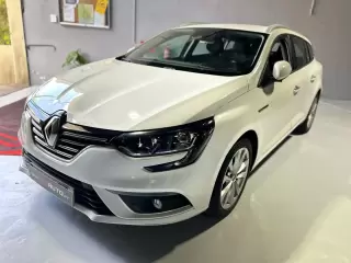 Renault Mégane 1.5 dCi Zen — fotografia 1