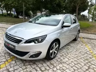 Peugeot 308 1.6 BlueHDi Allure — fotografia 1