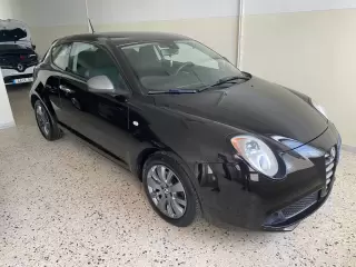 Alfa Romeo Mito 1.3 JTDM Distinctive — fotografia 1