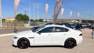 Jaguar XE 20d Aut Pure — fotografia 1