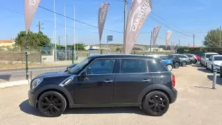 MINI Countryman Cooper D — fotografia 1